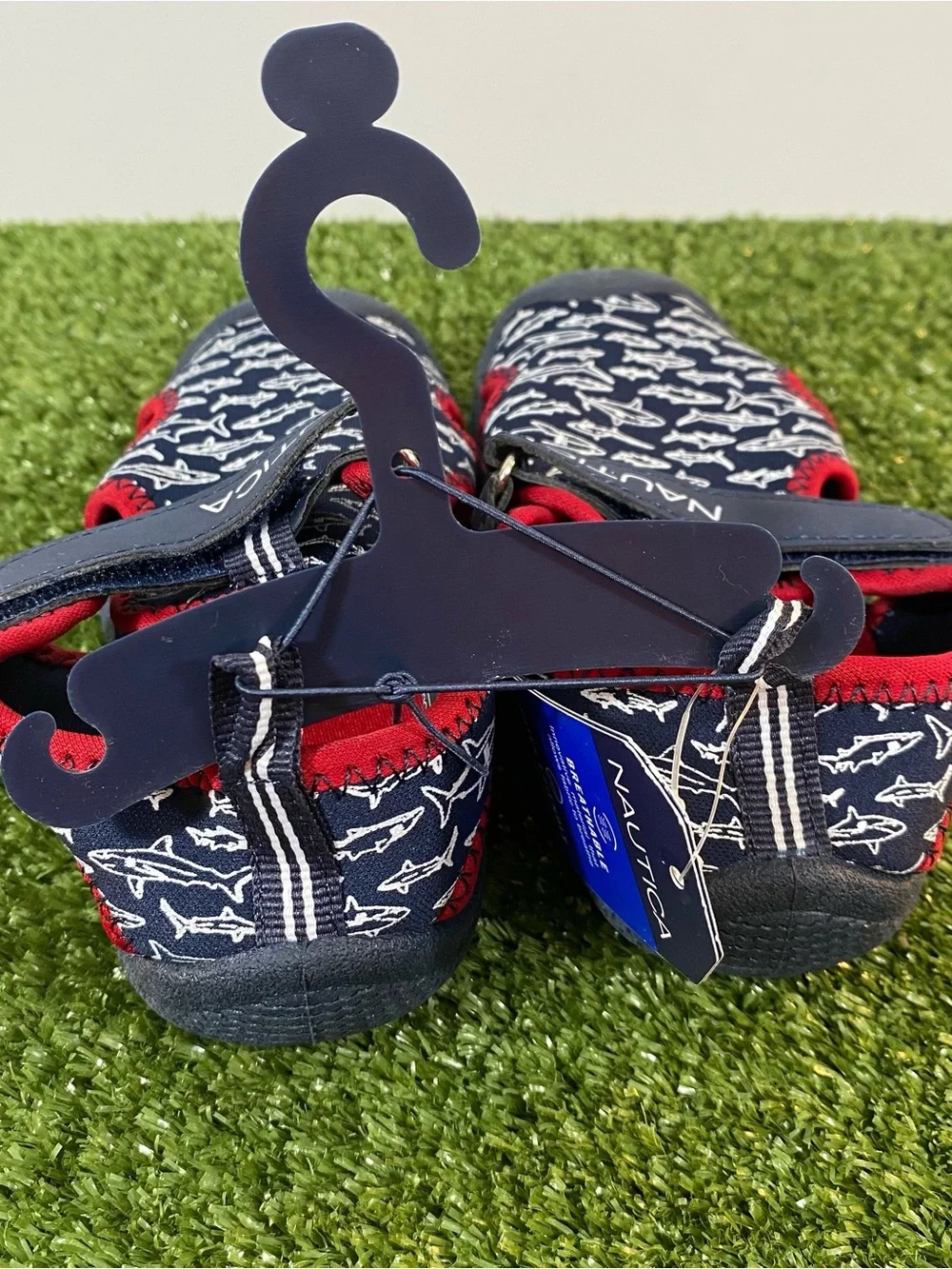 Nautica Water Shoes Little Kids Boys Girls Size 9 Blue Red Sharks Closed Toe New